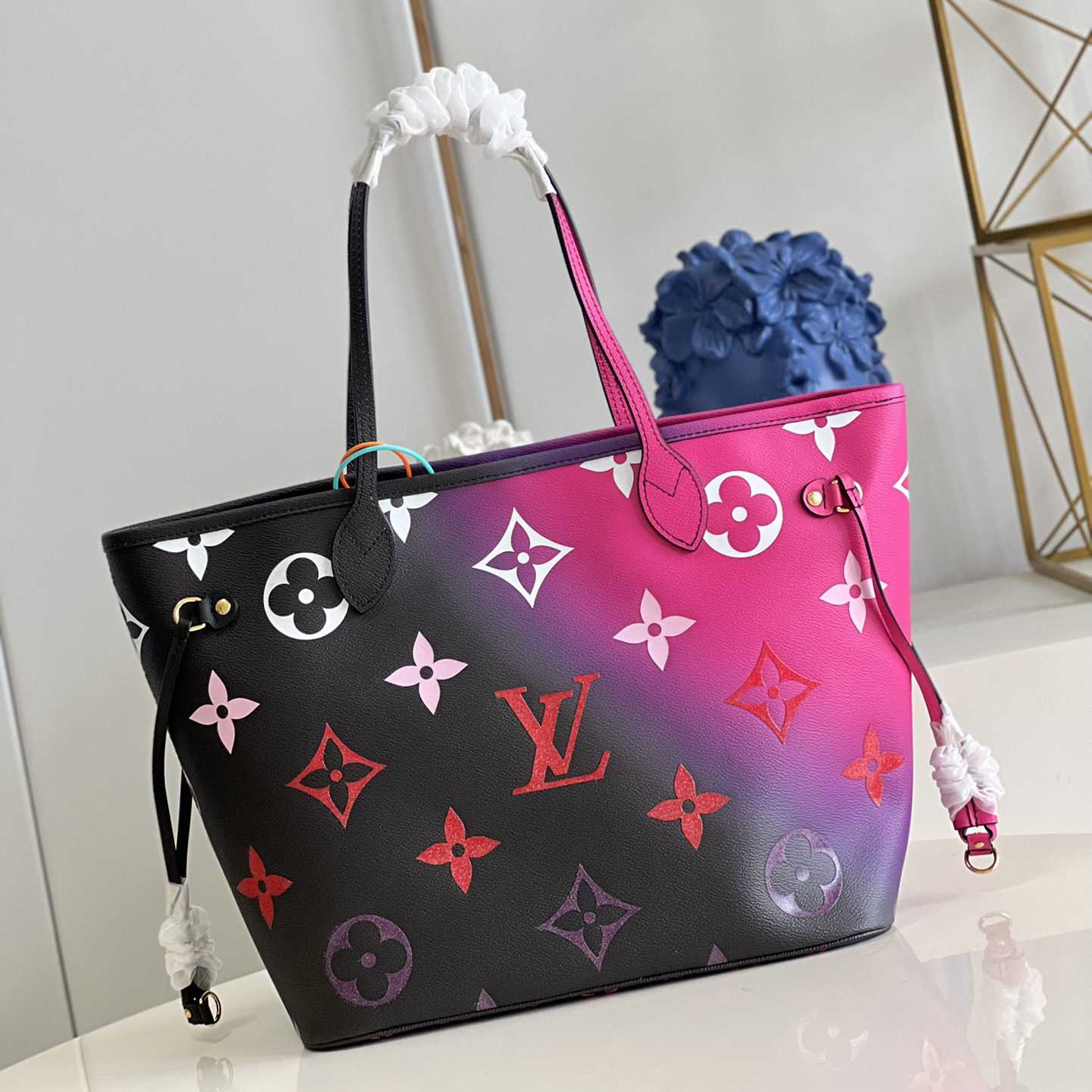 Louis Vuitton Neverfull MM Tote (31-28-14cm)    M20511 - DesignerGu