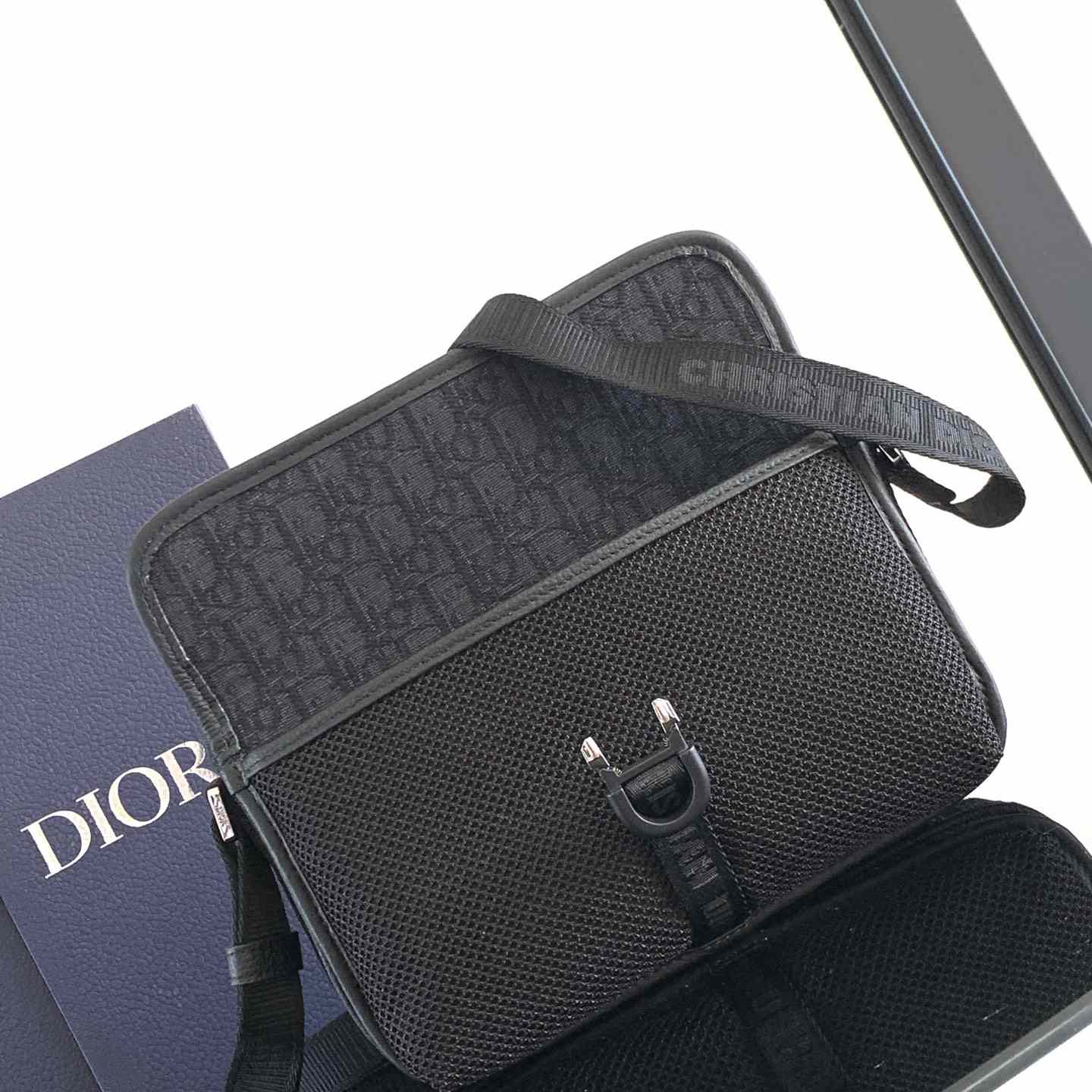 Dior 8 Bag With Strap - DesignerGu