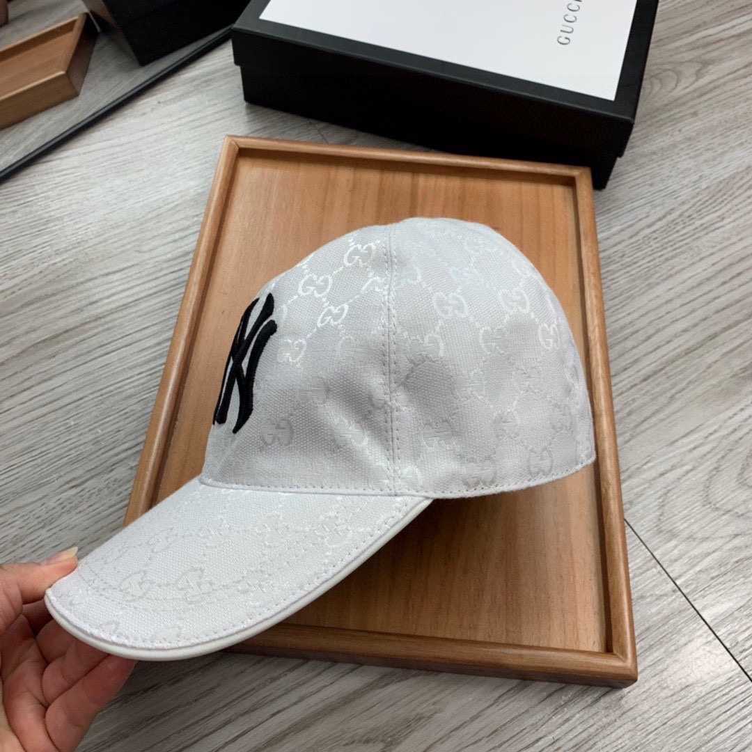 Gucci NY Baseball Cap - DesignerGu