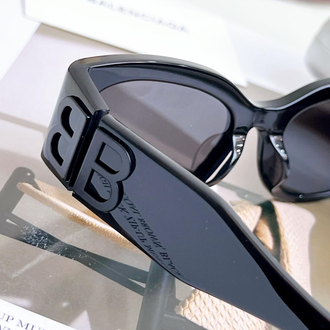 Balenciaga Bossy Round AF Sunglasses In Black  BB0324 - DesignerGu