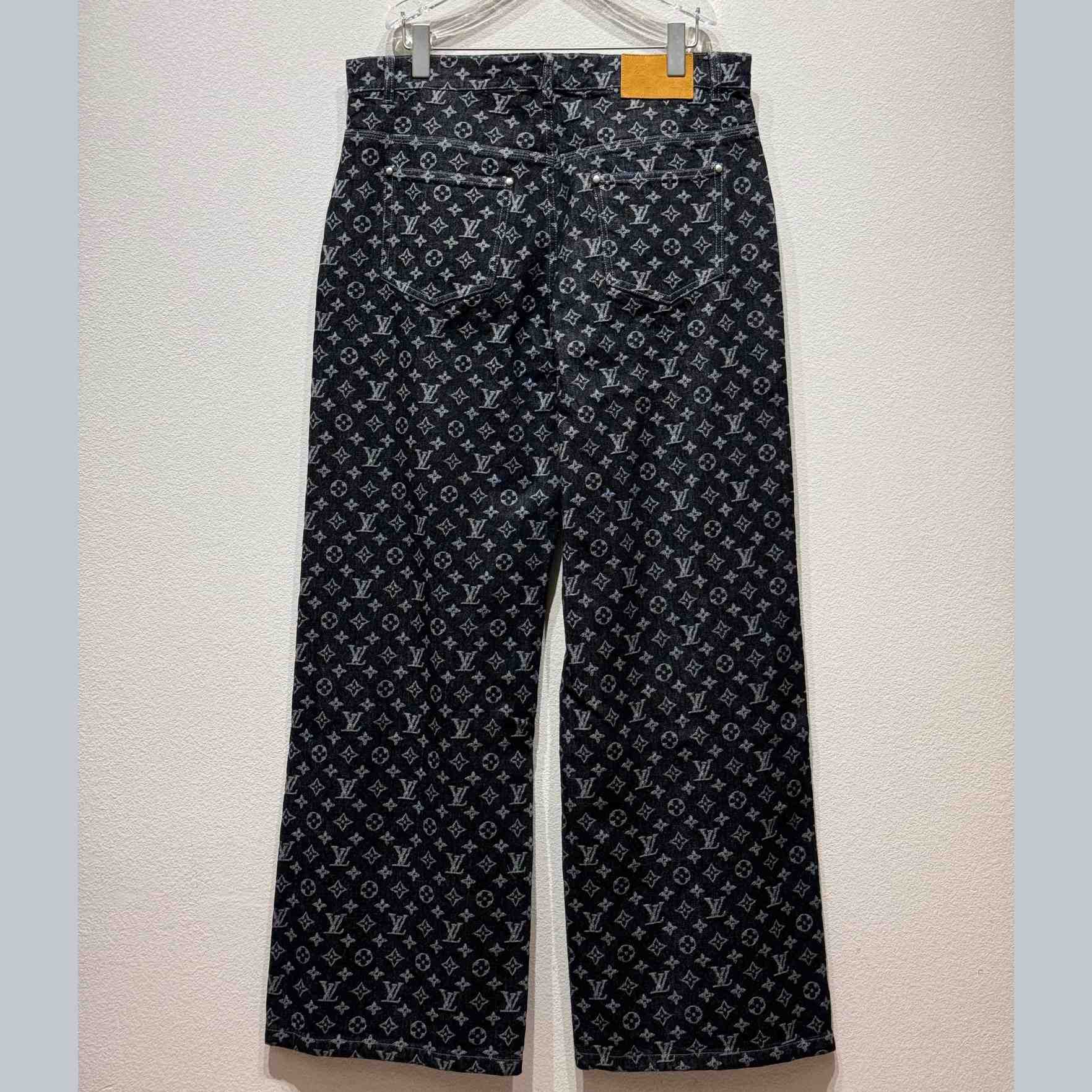 Louis Vuitton Monogram Denim Pnats - DesignerGu