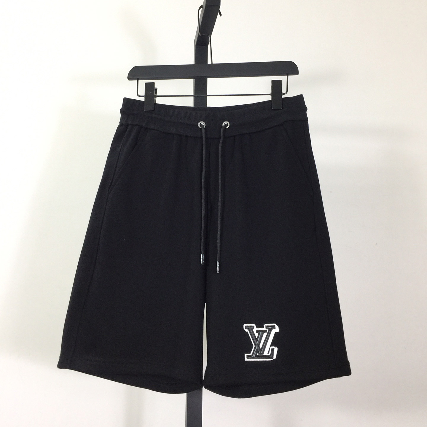 Louis Vuitton Shorts    - DesignerGu