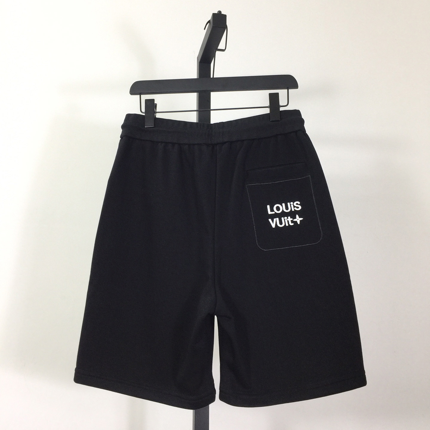 Louis Vuitton Shorts    - DesignerGu