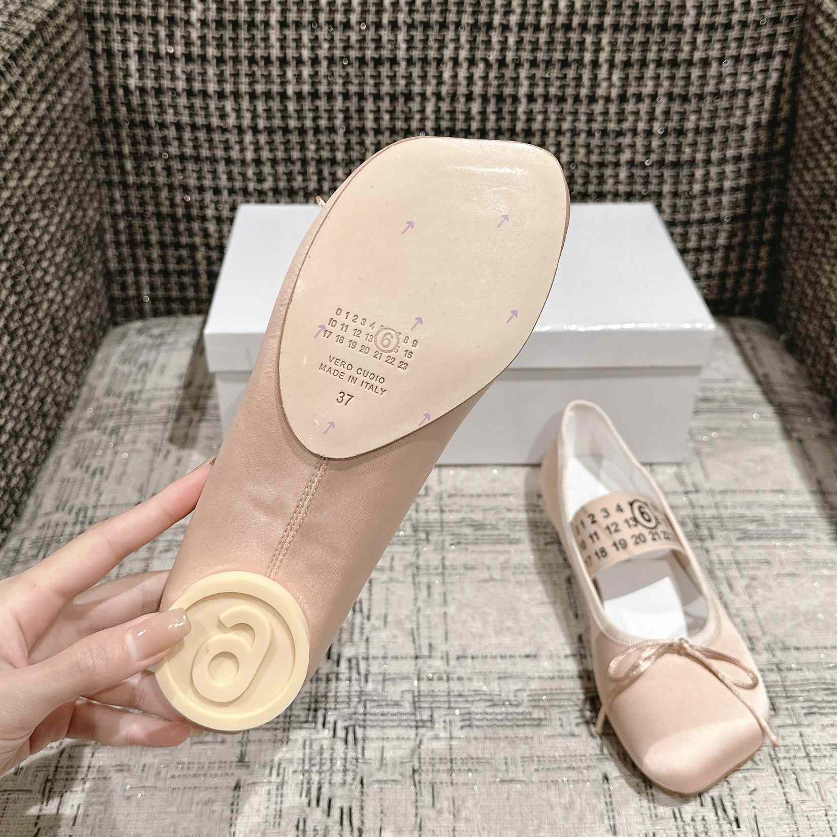 Maison Margiela MM6 Logo-strap Ballerina Shoes - DesignerGu