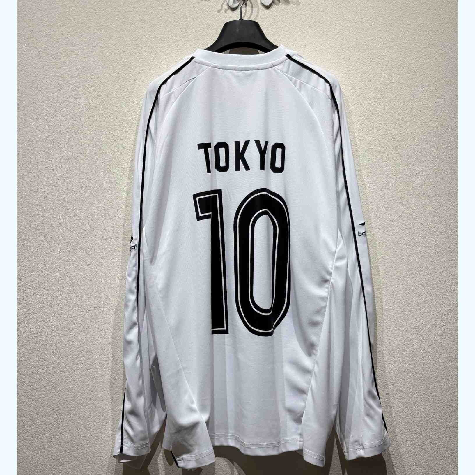 Balenciaga Soccer Long Sleeve T-Shirt Oversized In White - DesignerGu