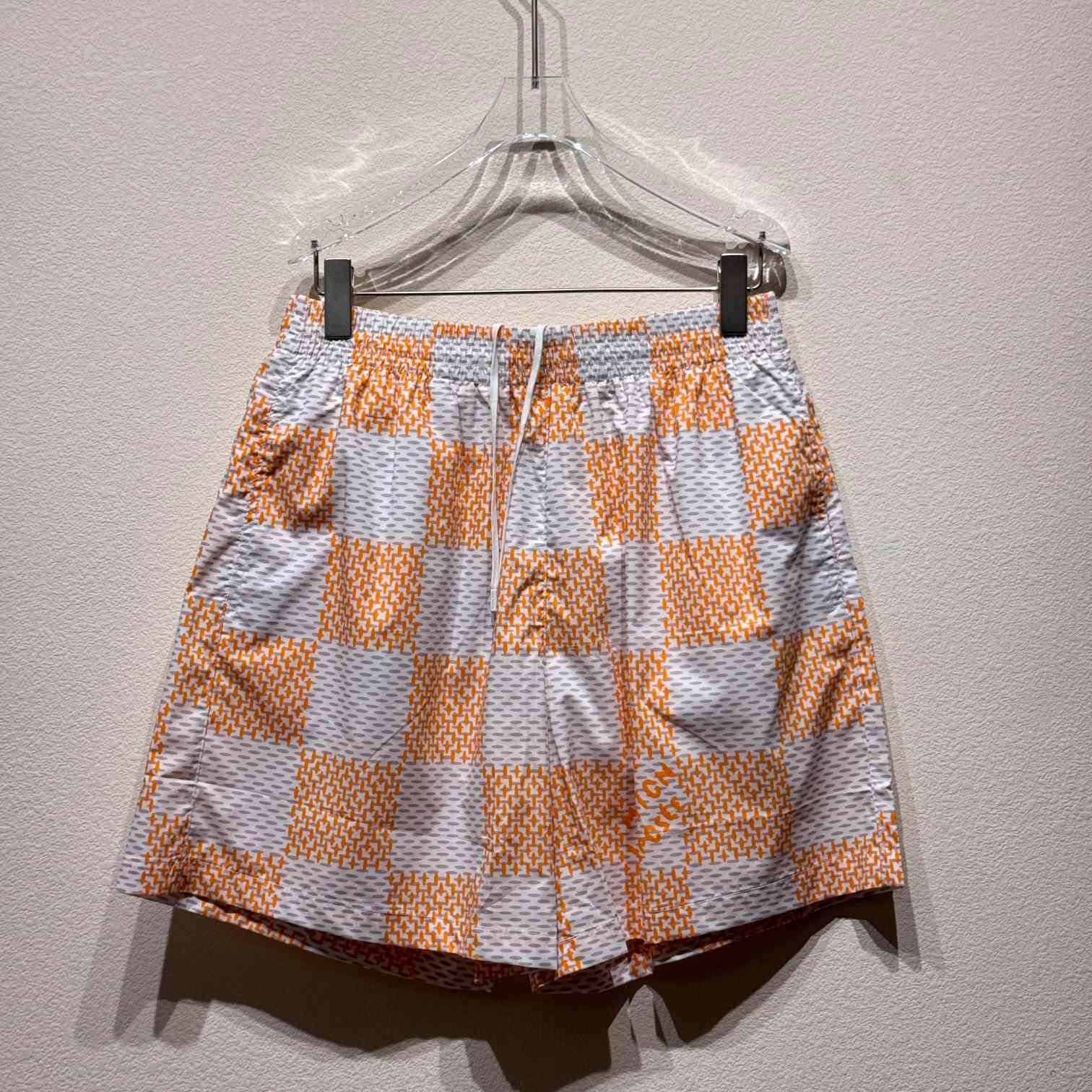 Louis Vuitton Damier Silk Shorts - DesignerGu