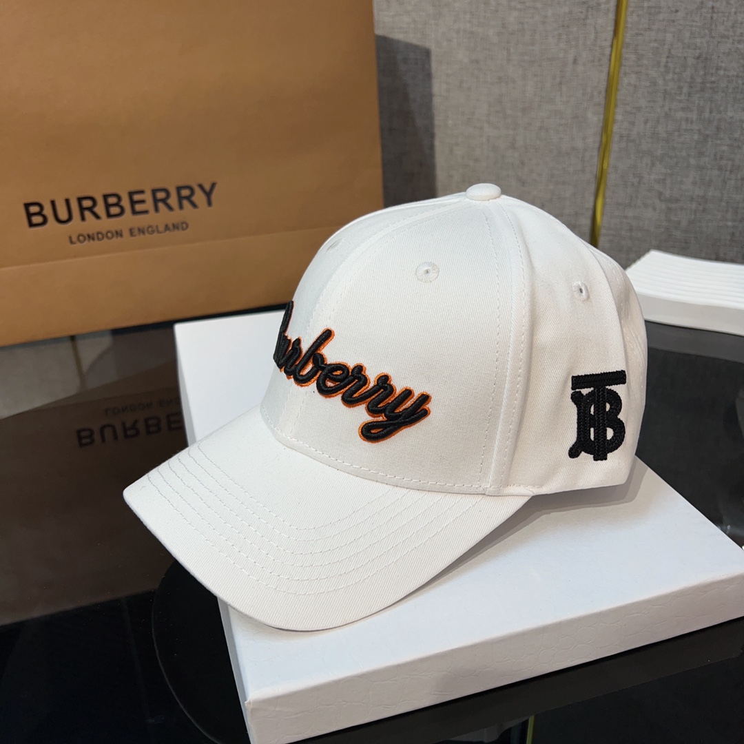 Burberry Cap - DesignerGu