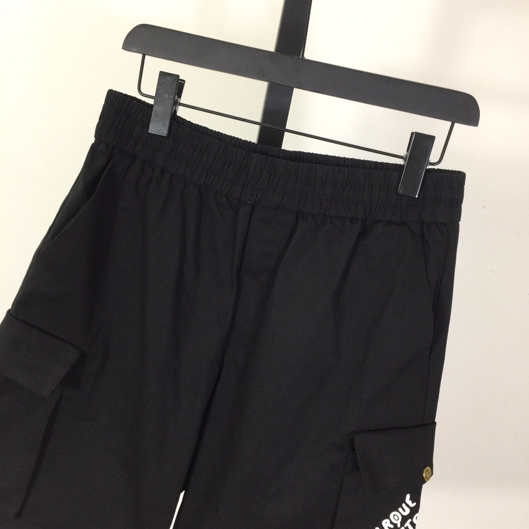 Louis Vuitton Shorts    - DesignerGu