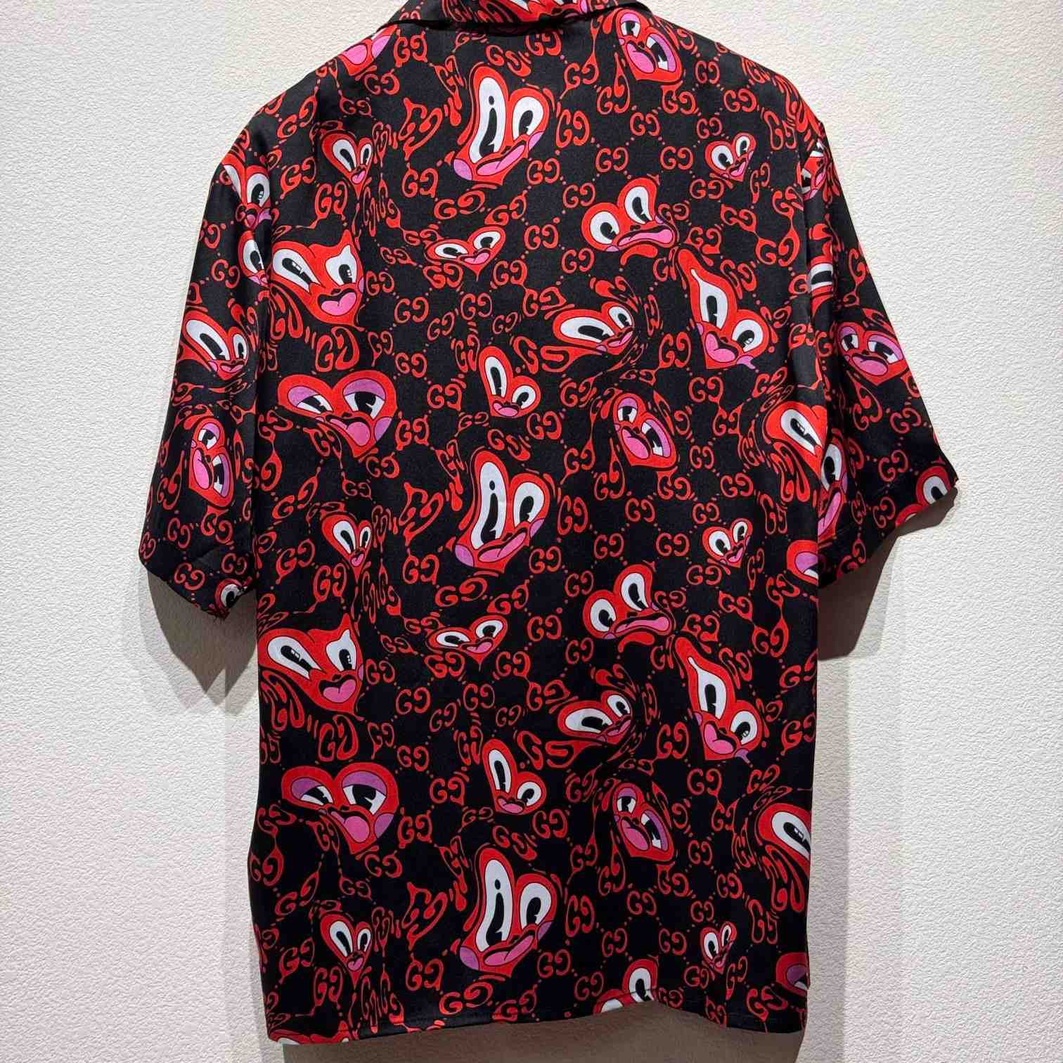 Gucci GG Hearts Silk Bowling Shirt - DesignerGu