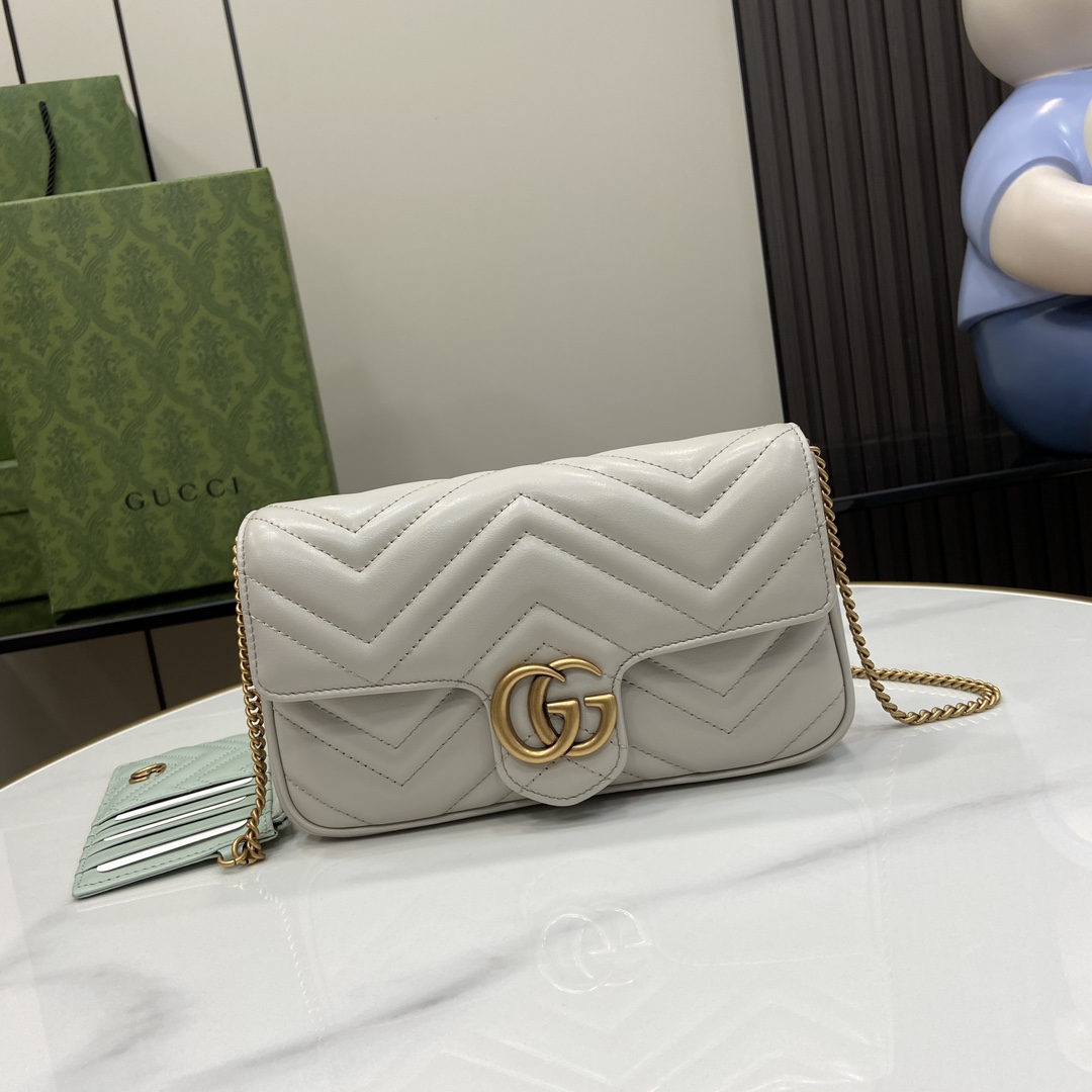 Gucci GG Marmont Mini Bag (21x 12x 5cm) - DesignerGu