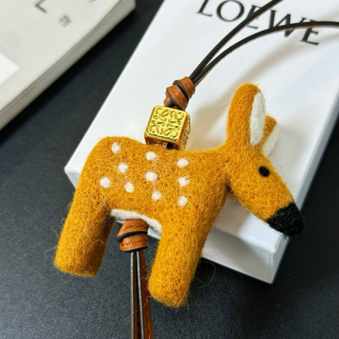 Loewe Deer Charm In Felt And Calfskin - DesignerGu