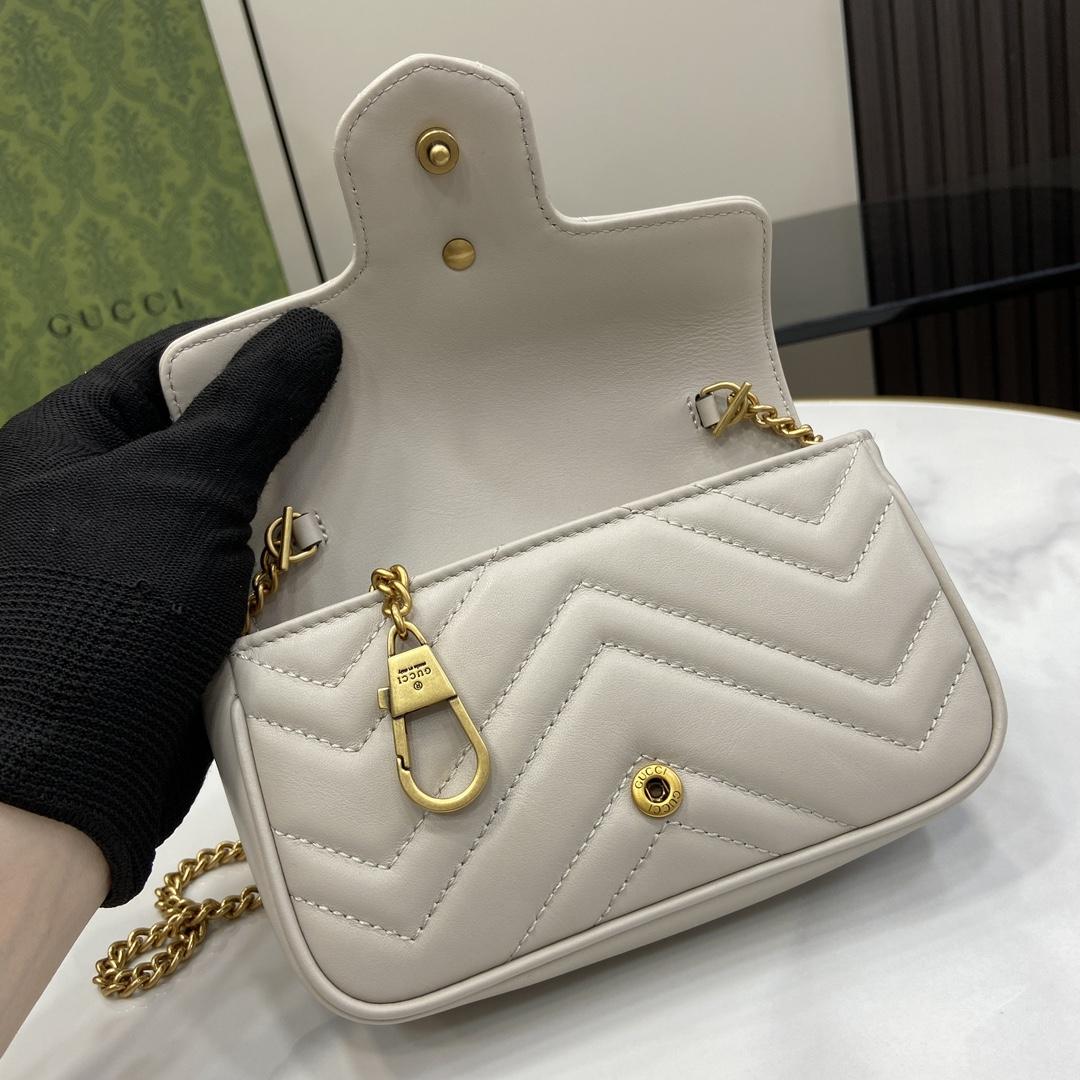 Gucci GG Marmont Super Mini Bag - DesignerGu