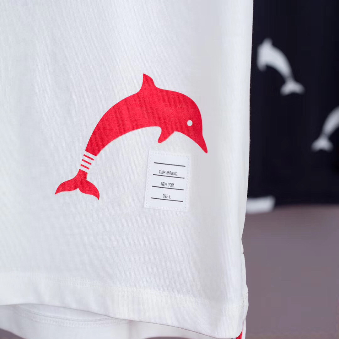 Thom Browne Dolphin Print T-shirt     1831 - DesignerGu