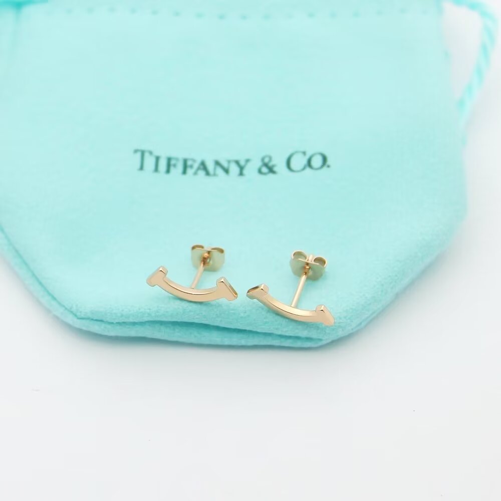 Tiffany & Co. Tiffany T Smile Earring - DesignerGu