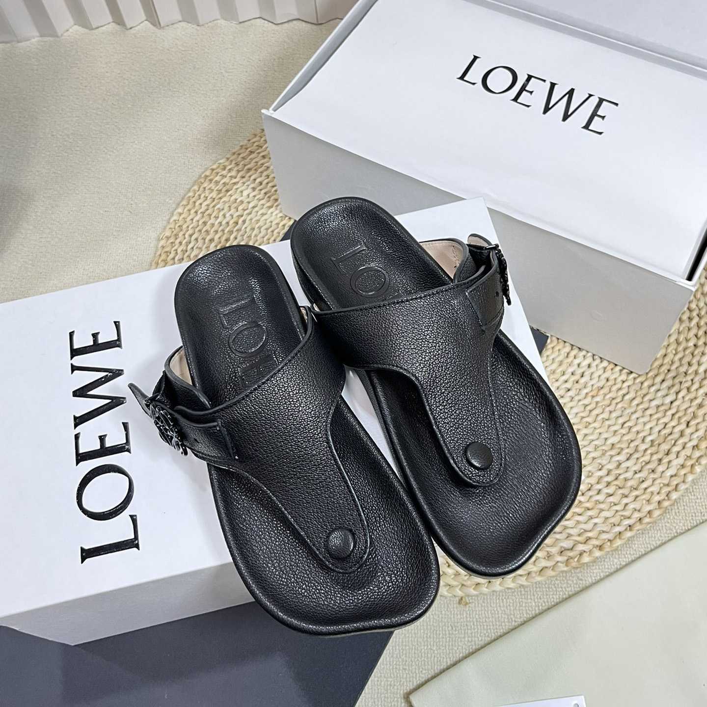 Loewe Anagram Ease Sandal In Kidskin - DesignerGu