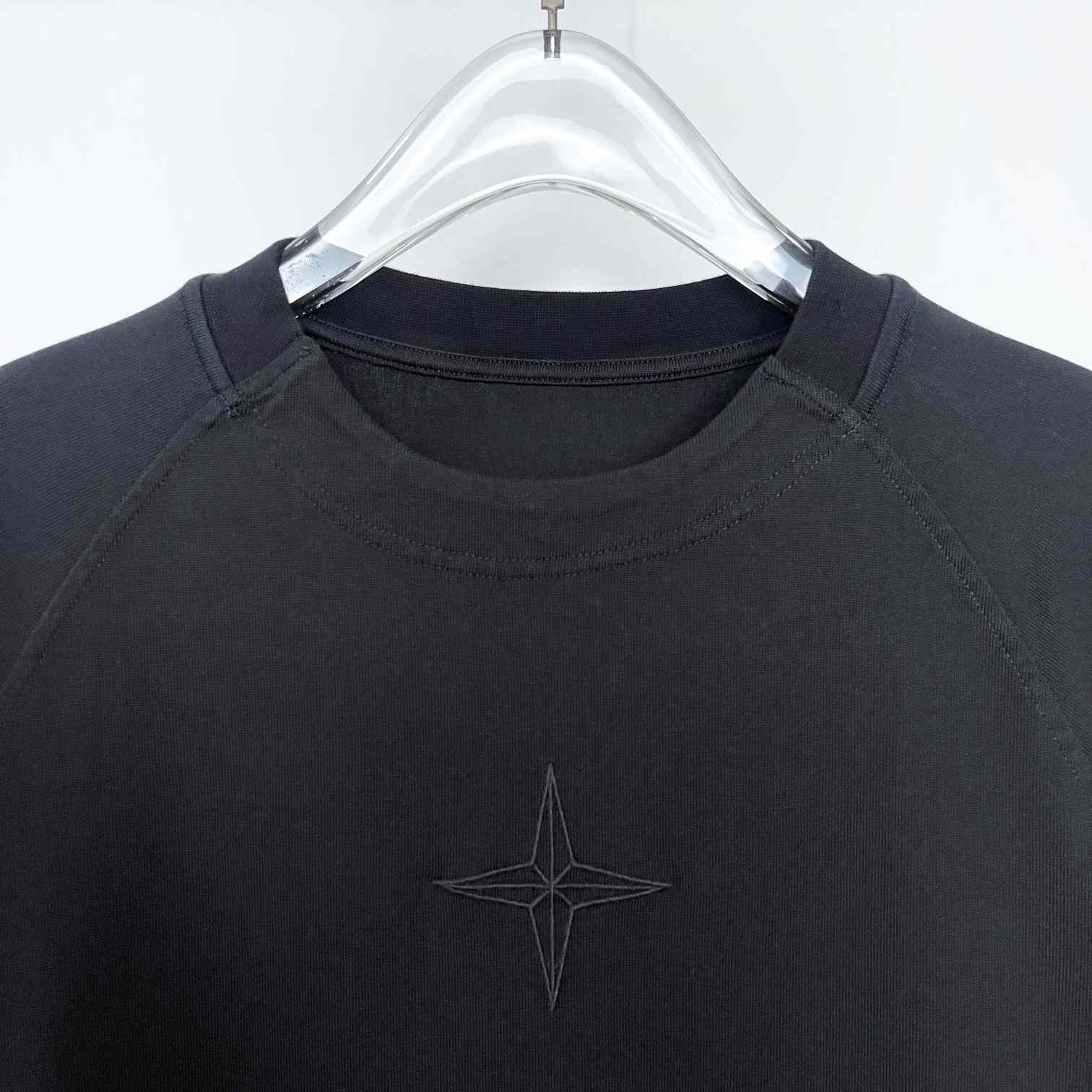 Stone Island Logo T-shirt - DesignerGu