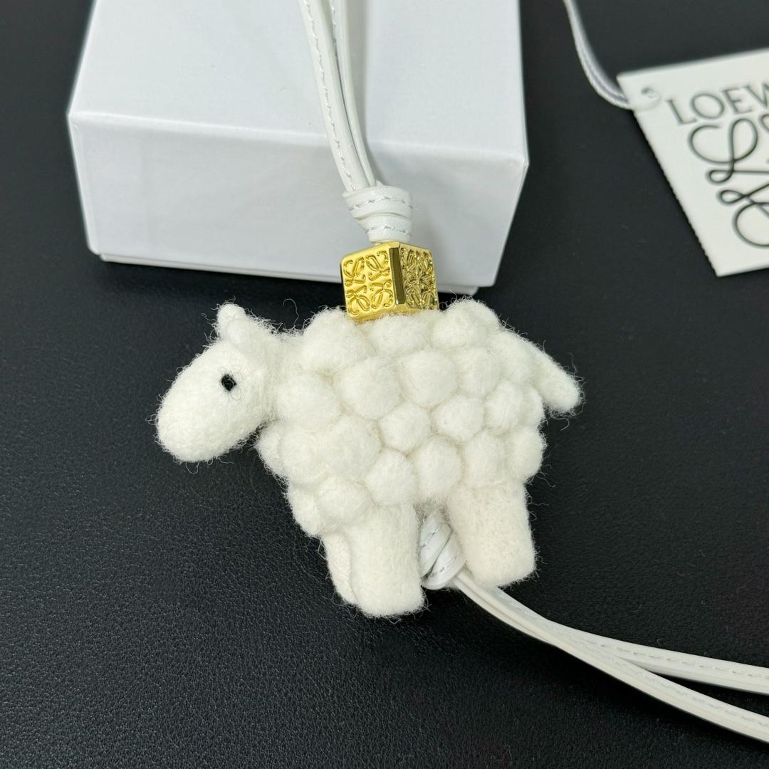 Loewe Sheep charm In Felt And Calfskin - DesignerGu