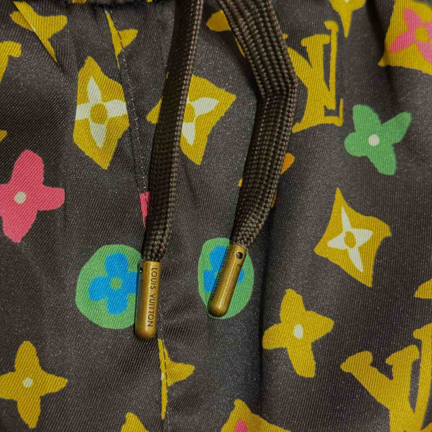 Louis Vuitton Monogram Short     - DesignerGu