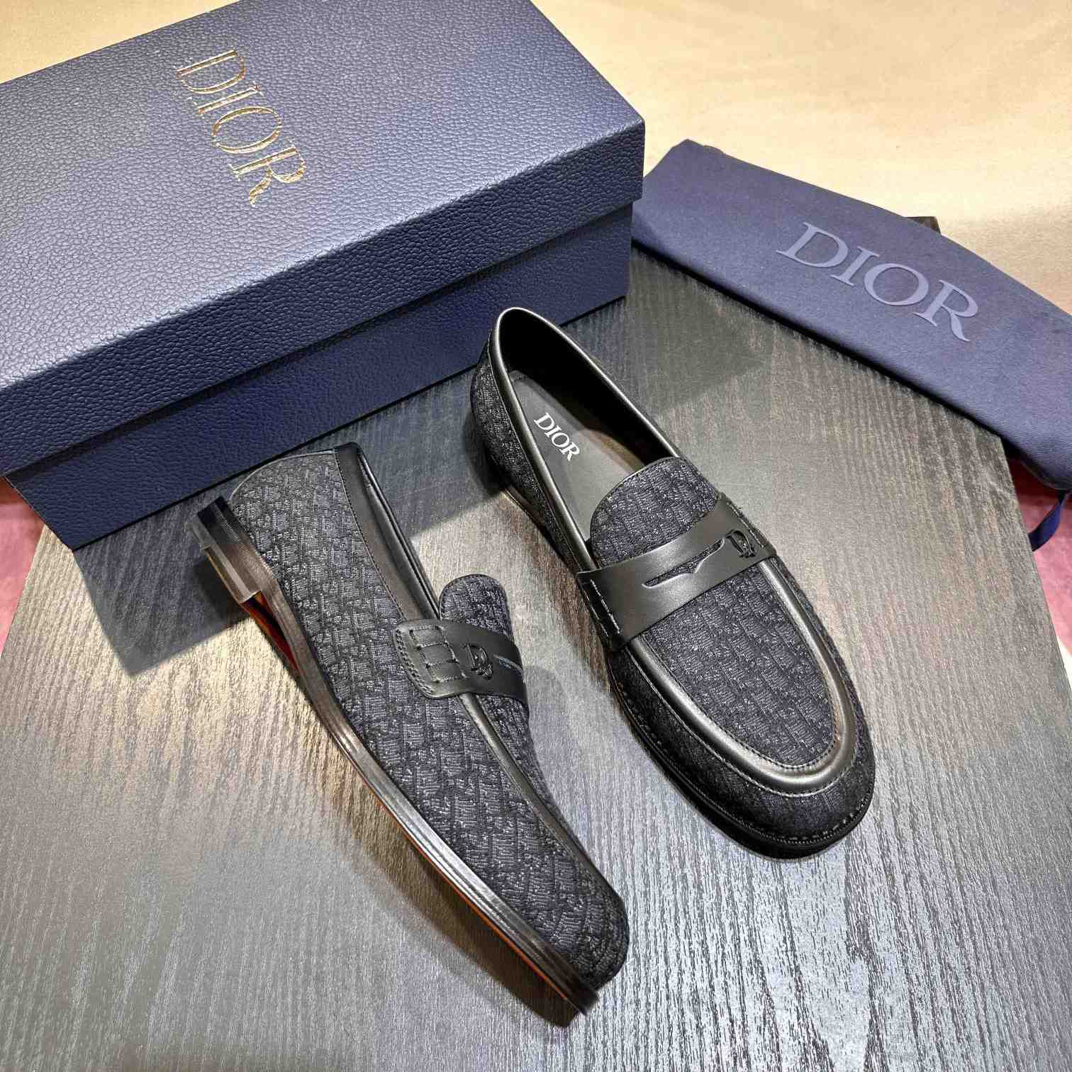 Dior Oblique Loafer - DesignerGu