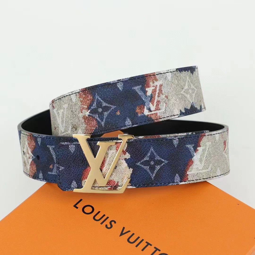 Louis Vuitton LV Initiales 40MM Reversible Belt     M8402S - DesignerGu