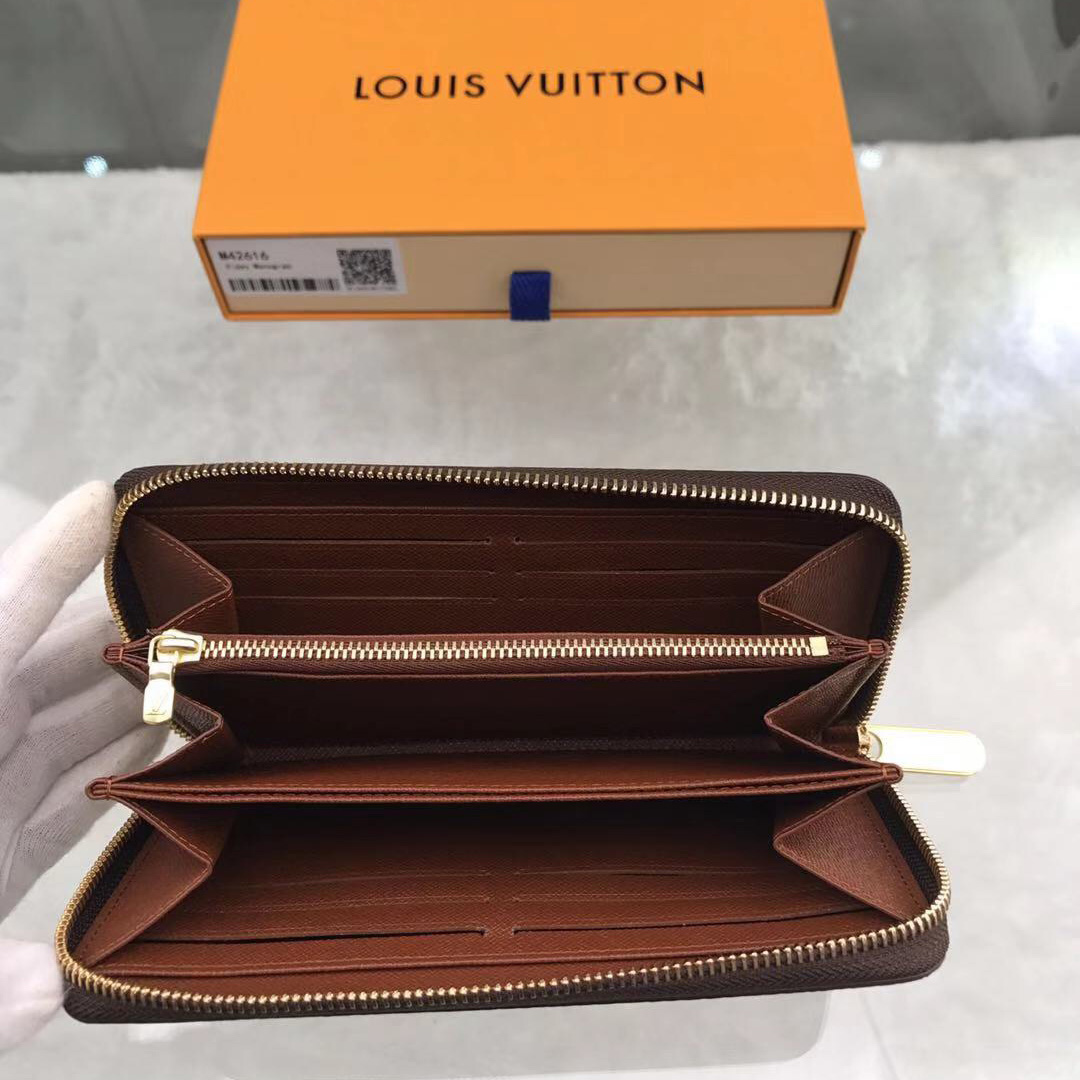 Louis Vuitton Zippy Wallet     M42616 - DesignerGu