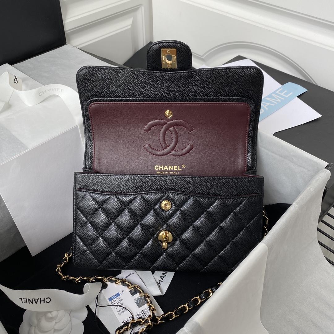 Chanel Classic Flap Bag     23cm - DesignerGu