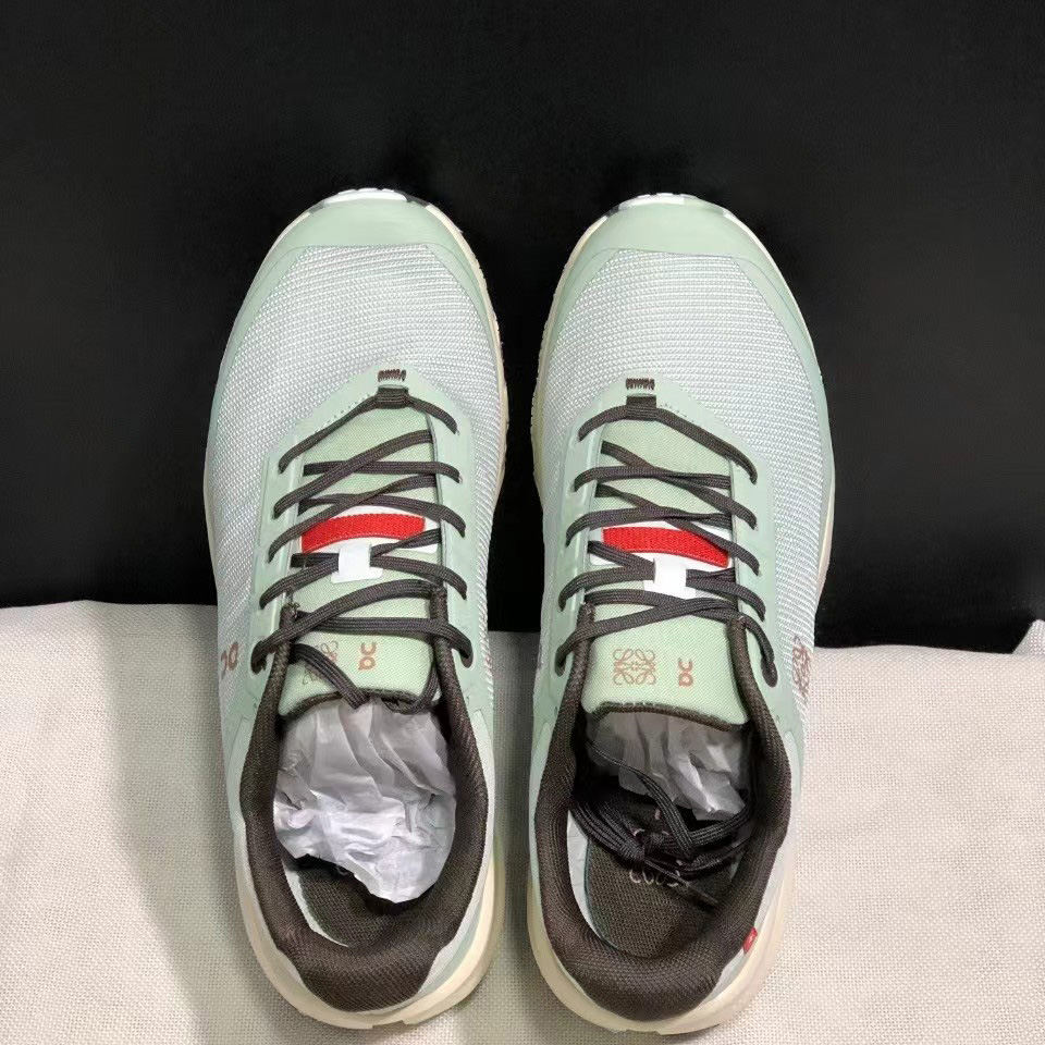 Loewe x On ‘Cloudventure’ Low Top Lace Up Sneakers - DesignerGu