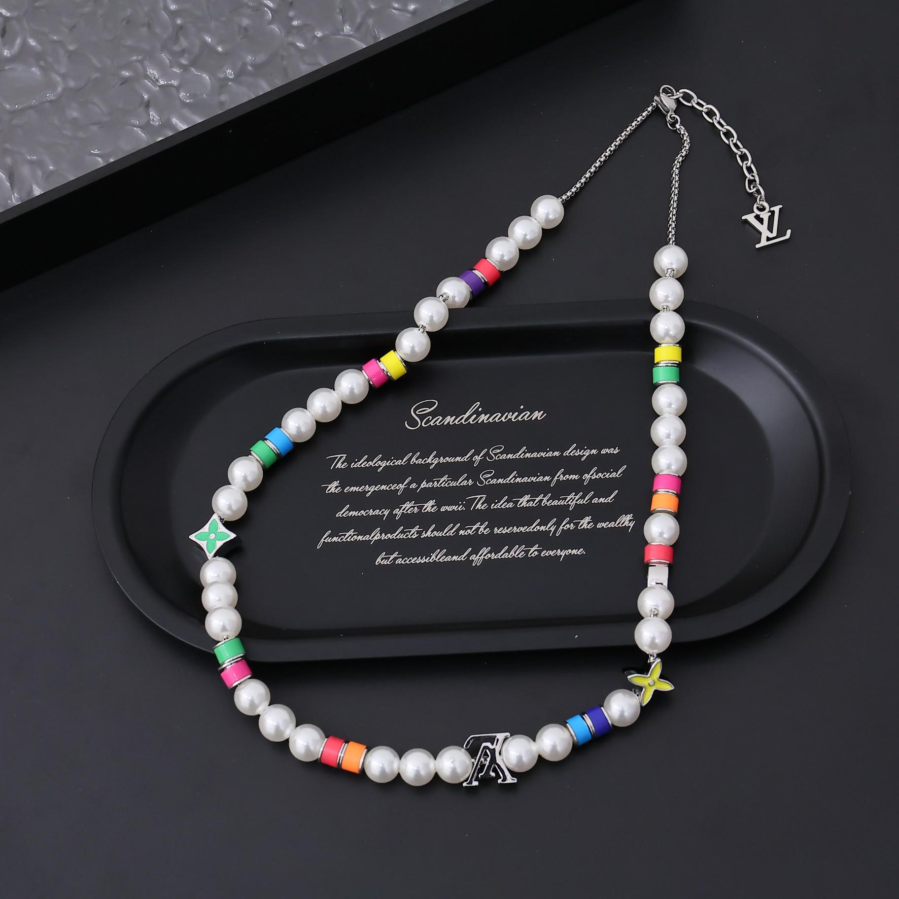 Louis Vuitton MNG Pearls Party Necklace   M01500 - DesignerGu