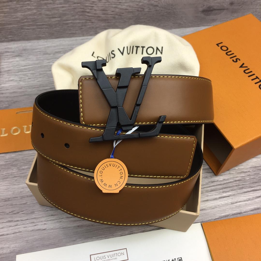 Louis Vuitton 40mm Reversible Belt    - DesignerGu