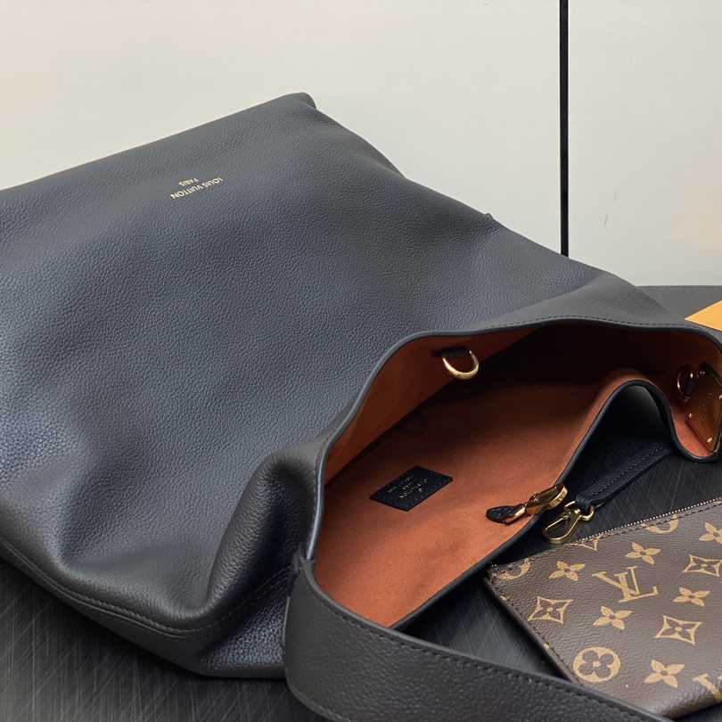 Louis Vuitton Low Key Hobo MM   M24856 - DesignerGu