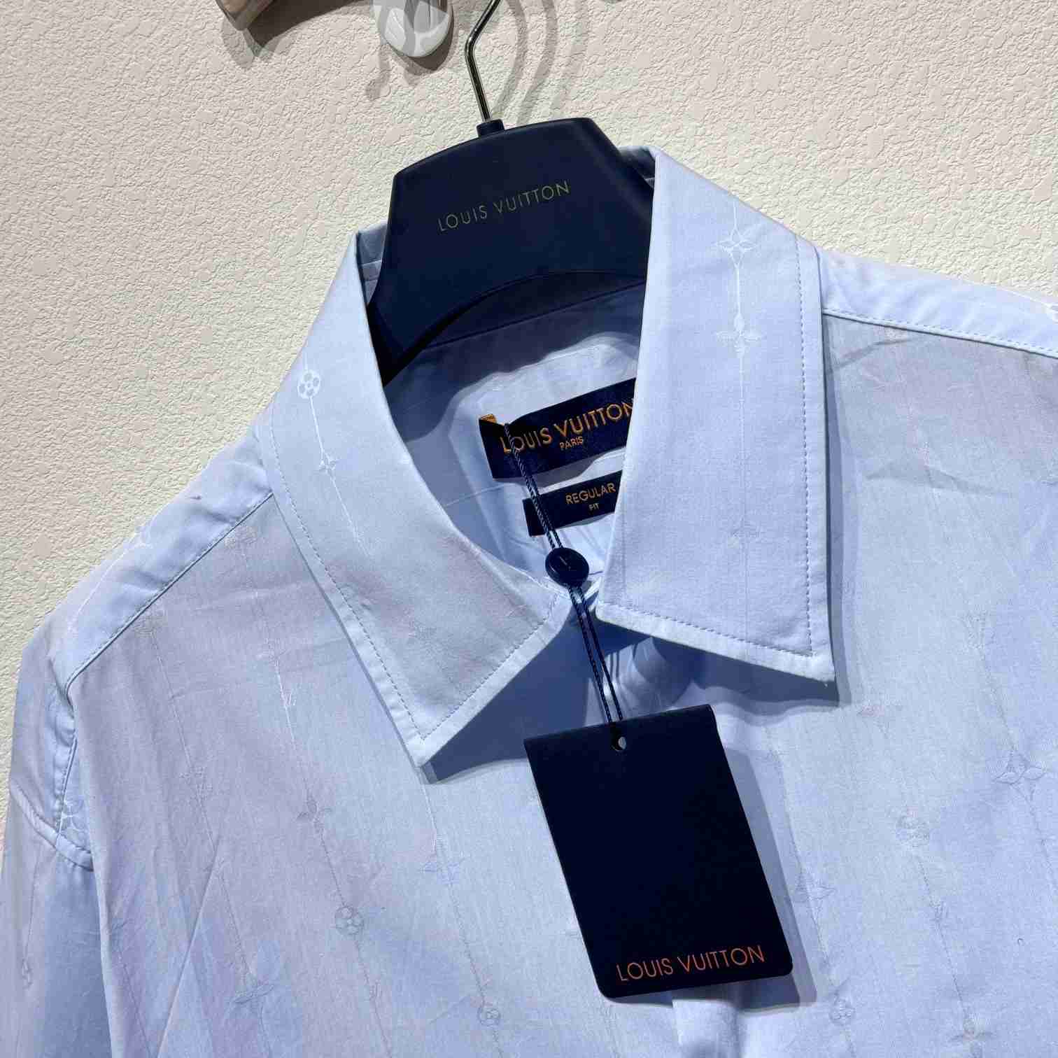 Louis Vuitton Short-Sleeved Shirt    - DesignerGu