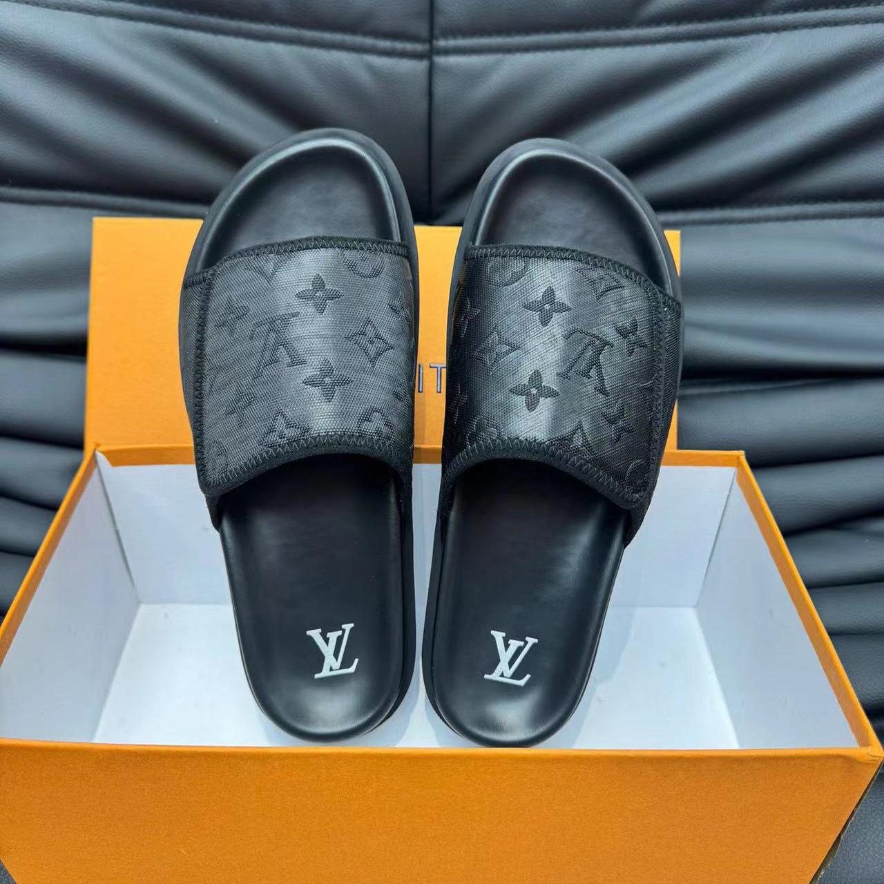 Louis Vuitton Miami Mule         1A9Z60 - DesignerGu