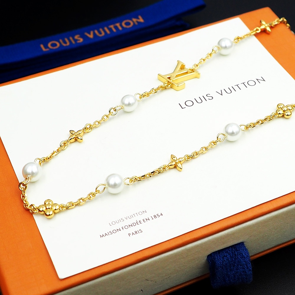 Louis Vuitton Louisa Necklace   M01610 - DesignerGu