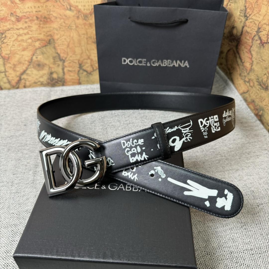 Dolce & Gabbana Graffiti-print Logo-buckle Belt - DesignerGu