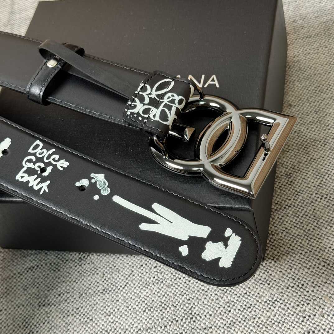 Dolce & Gabbana Graffiti-print Logo-buckle Belt - DesignerGu