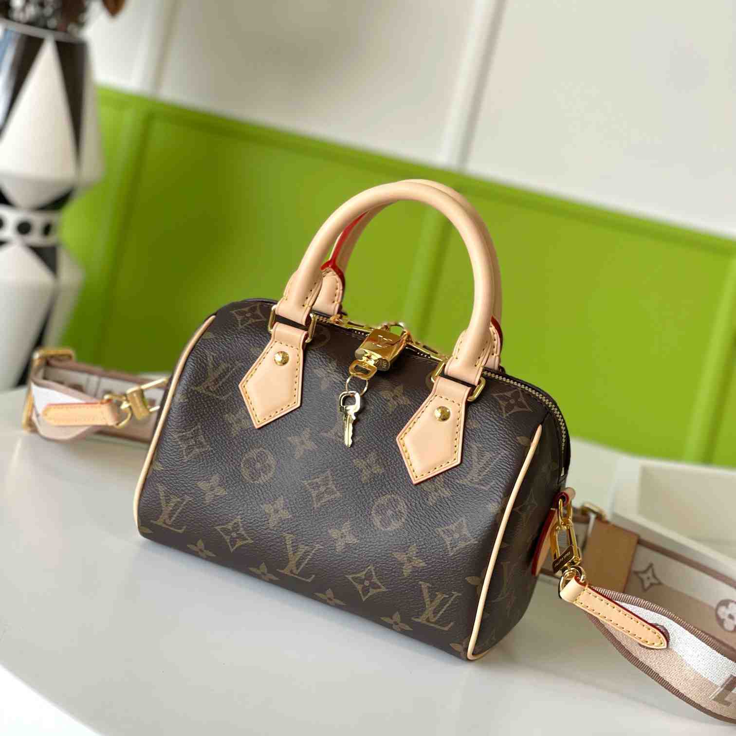 Louis Vuitton Speedy Bandoulière 20   M46222 - DesignerGu