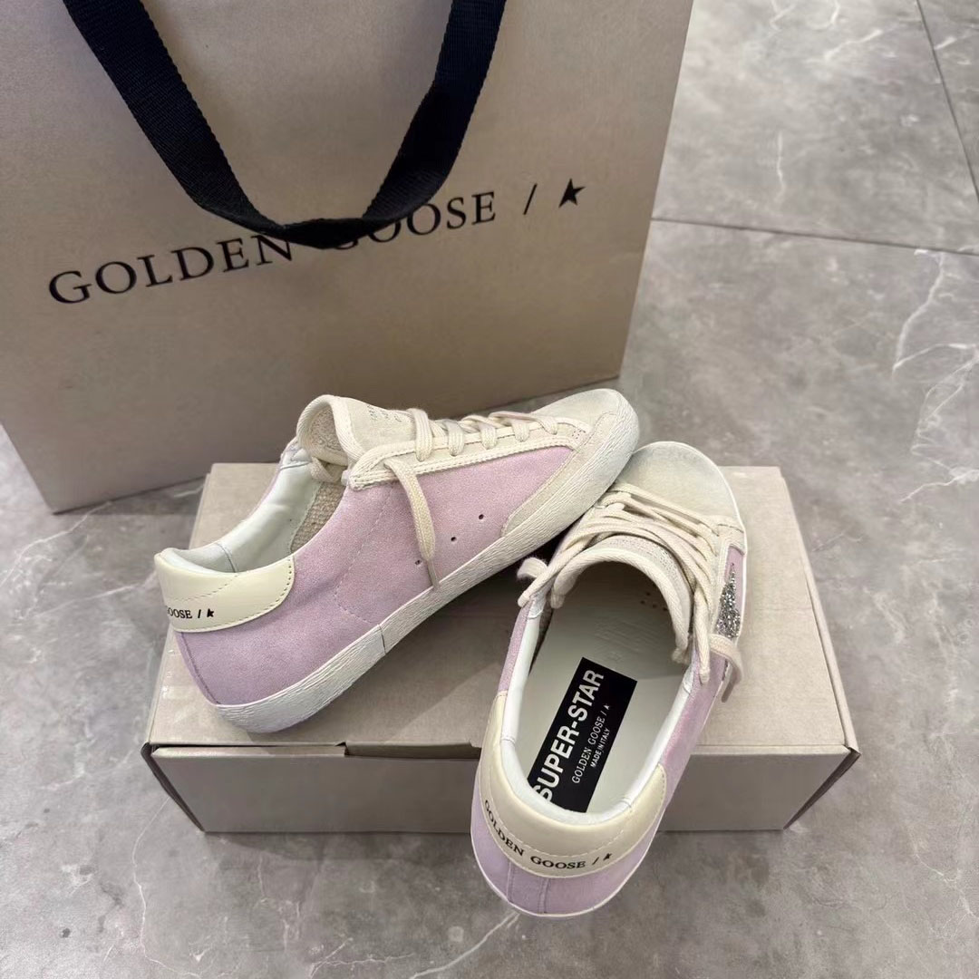 Golden Goose Sneakers - DesignerGu