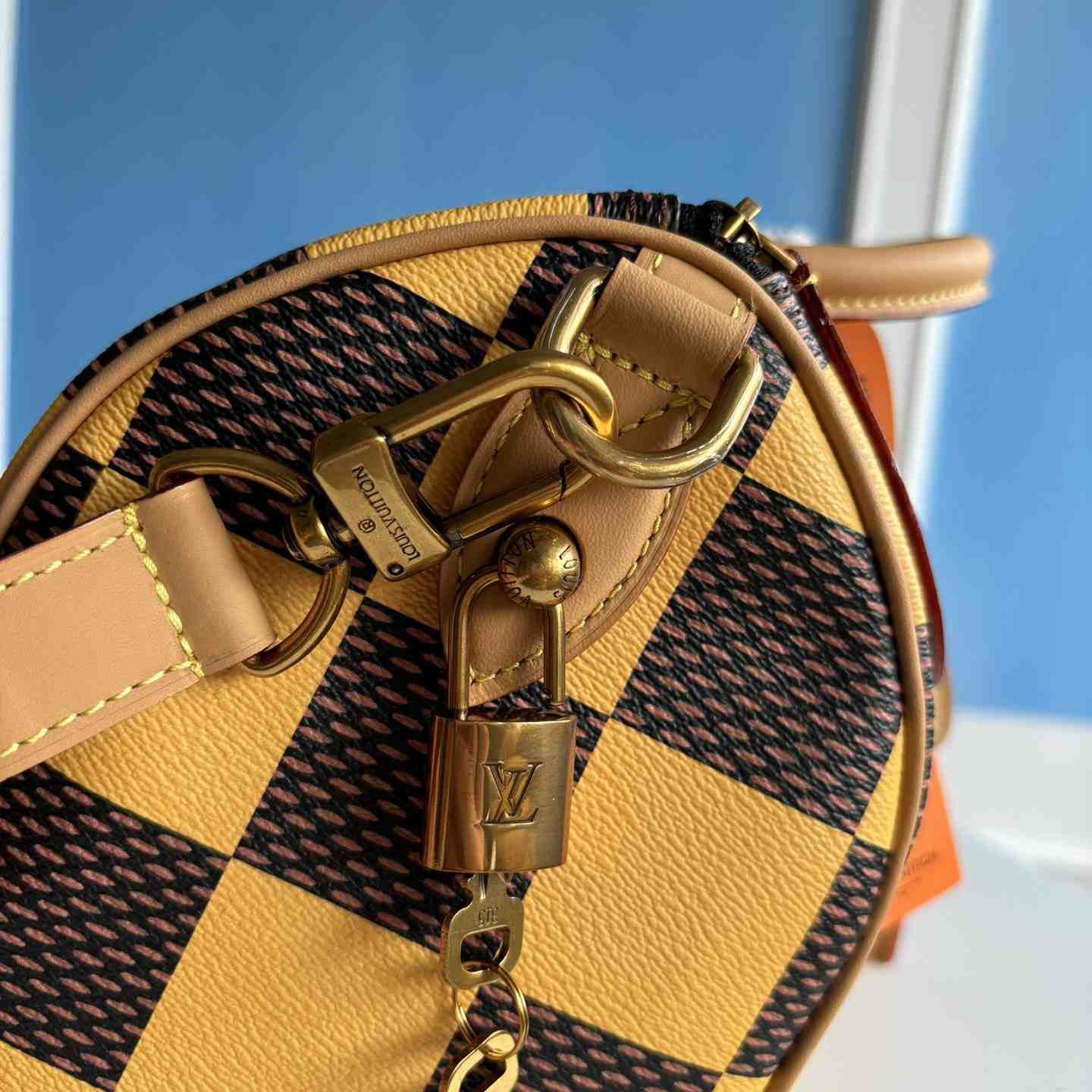 Louis Vuitton Speedy 25 Bandoulière Damier Pop   N40584 - DesignerGu