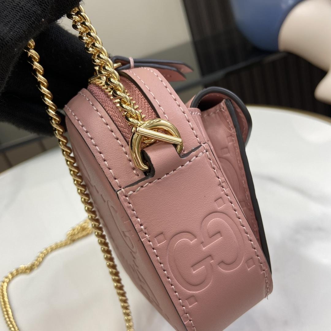 Gucci GG Super Mini Shoulder Bag - DesignerGu