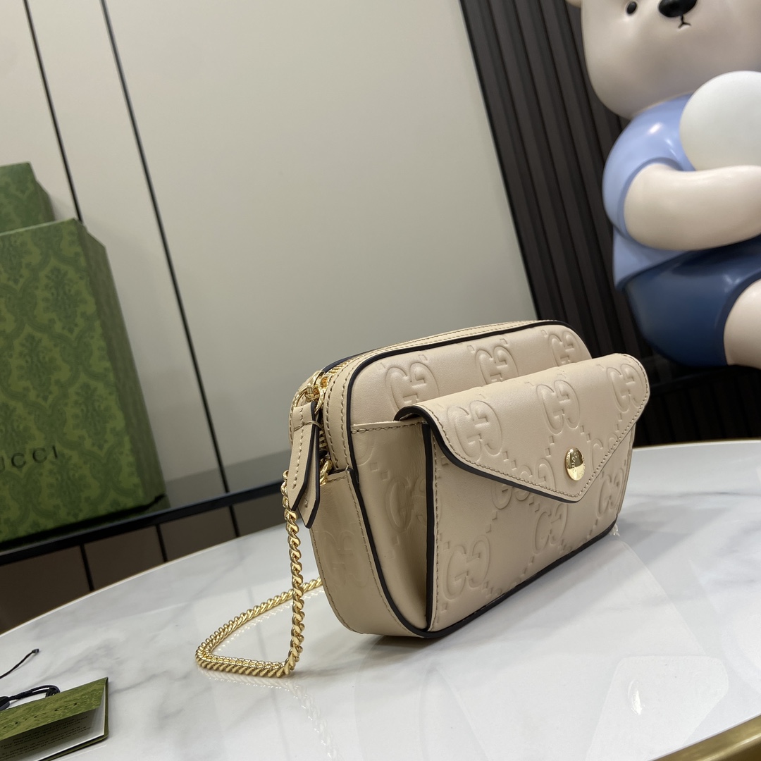 Gucci GG Super Mini Shoulder Bag - DesignerGu