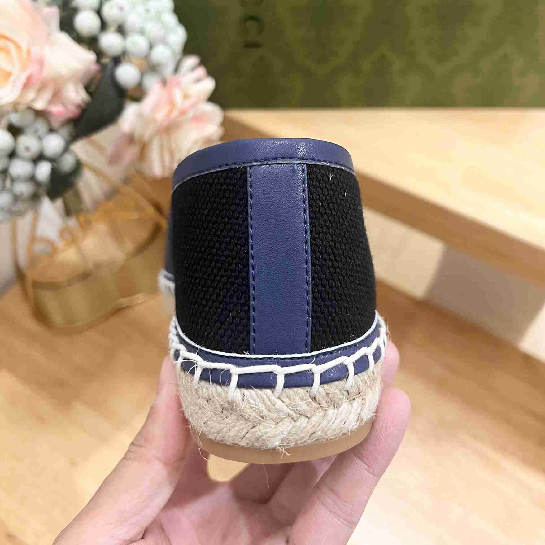 Gucci Interlocking G Espadrille - DesignerGu