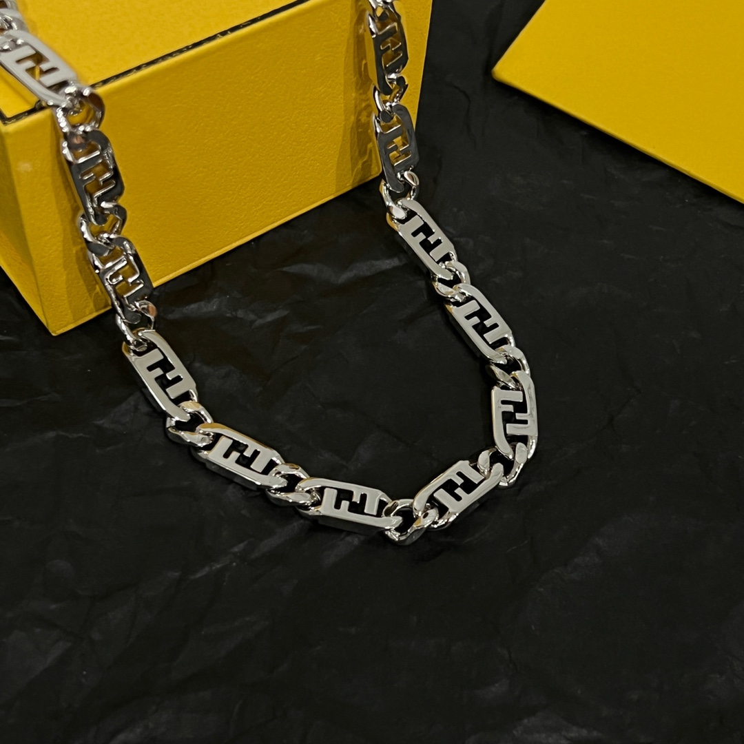 Fendi O’Lock Necklace - DesignerGu