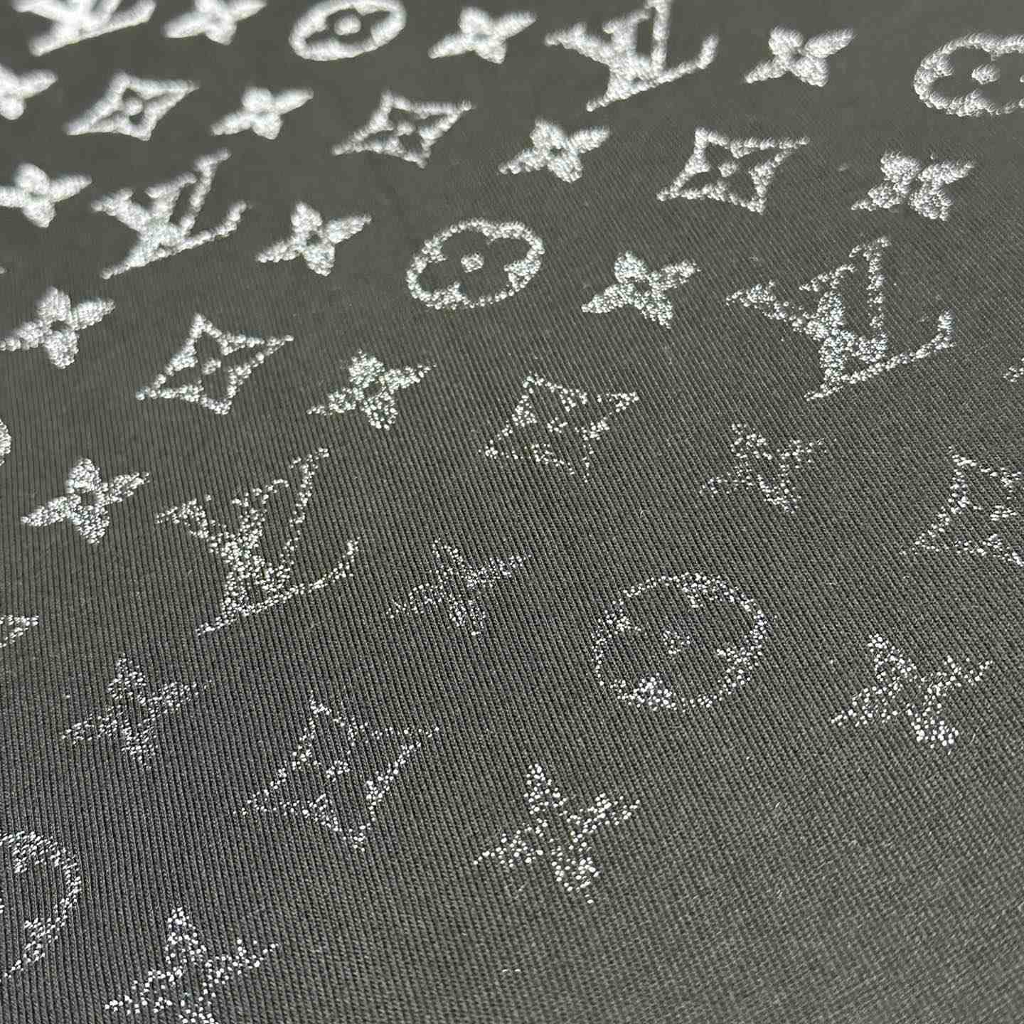 Louis Vuitton Monogram T-Shirt - DesignerGu