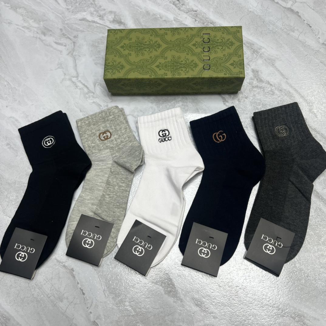 Gucci Socks/Box - DesignerGu