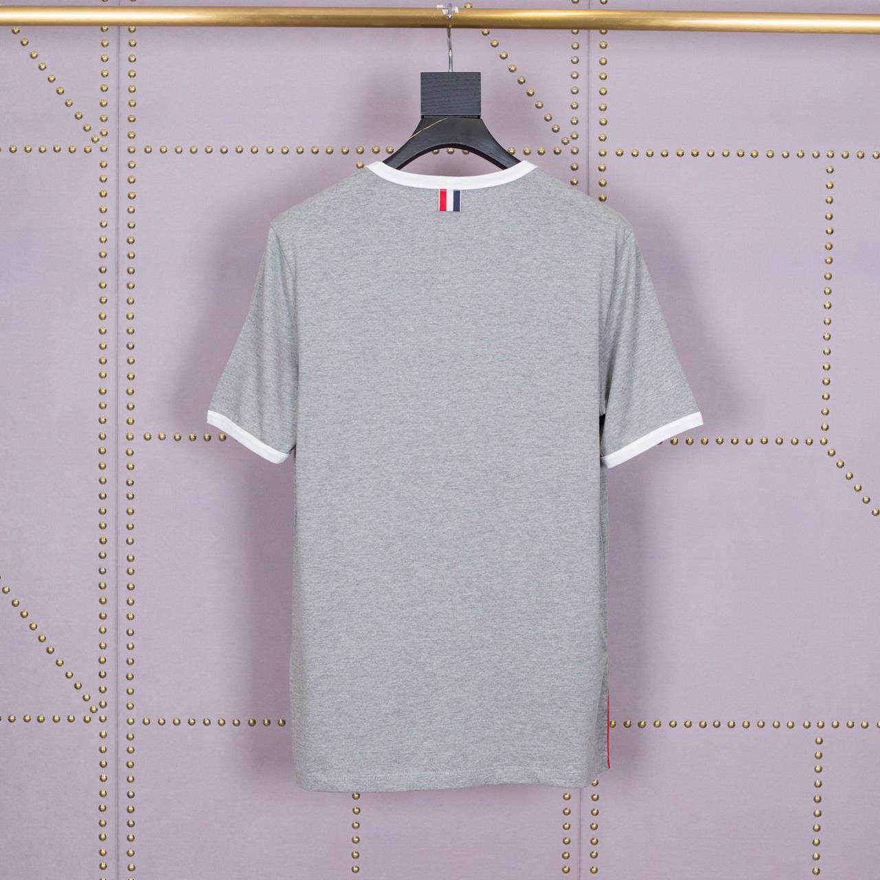 Thom Browne Short Sleeve T-Shirt   1886 - DesignerGu