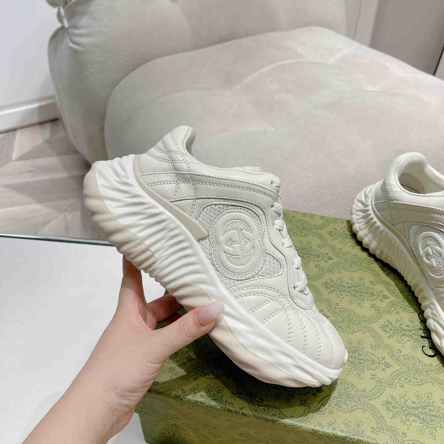 Gucci Ripple Trainer - DesignerGu