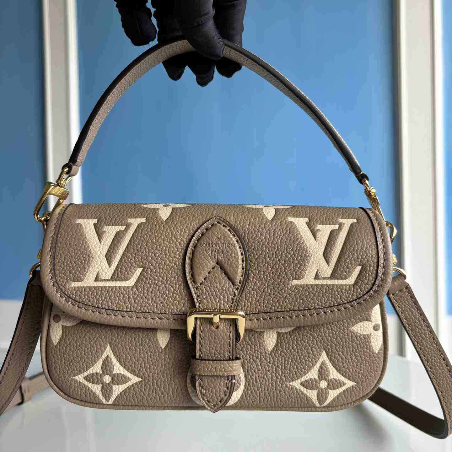 Louis Vuitton Nano Diane   M83300 - DesignerGu