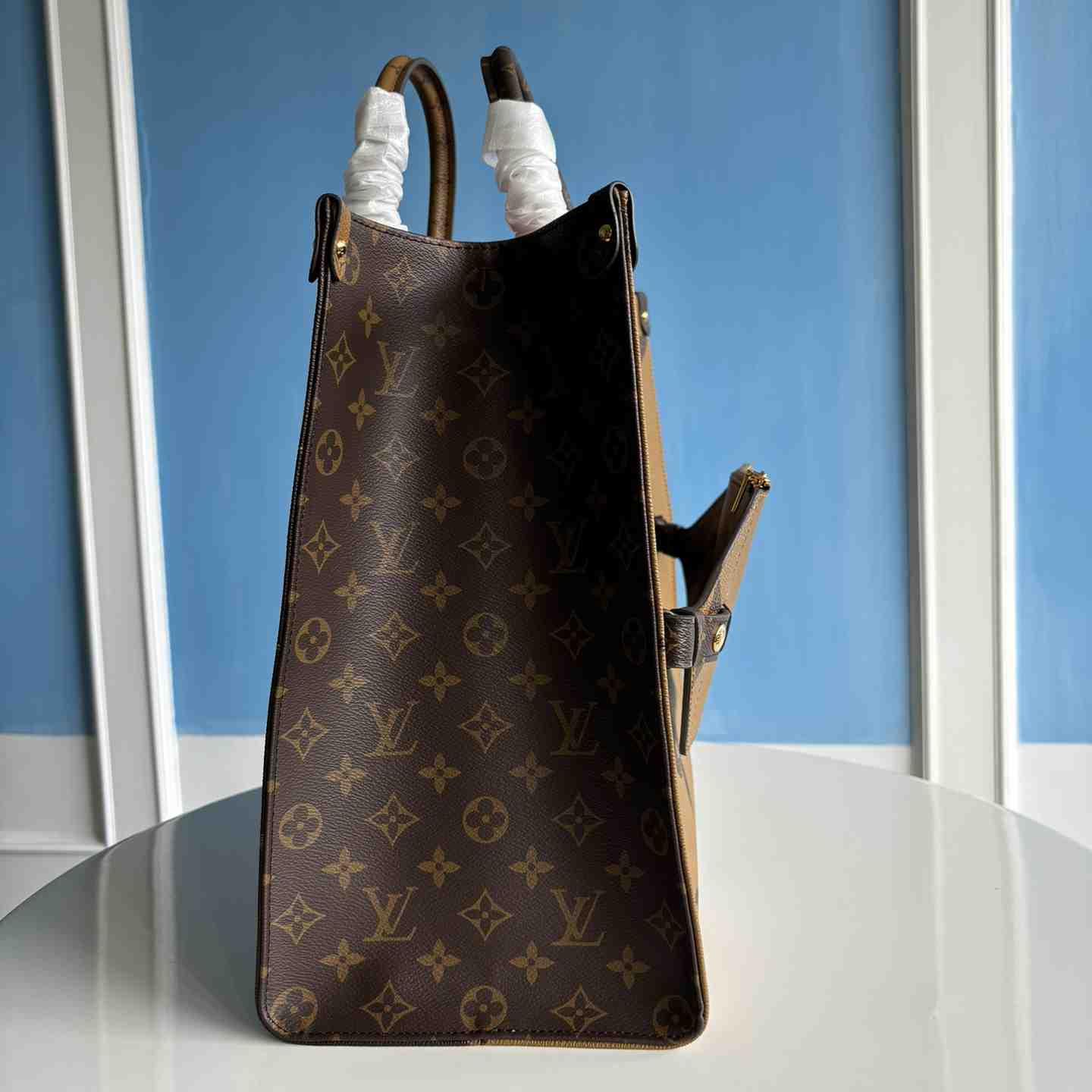 Louis Vuitton OnTheGo Voyage  M46823 - DesignerGu