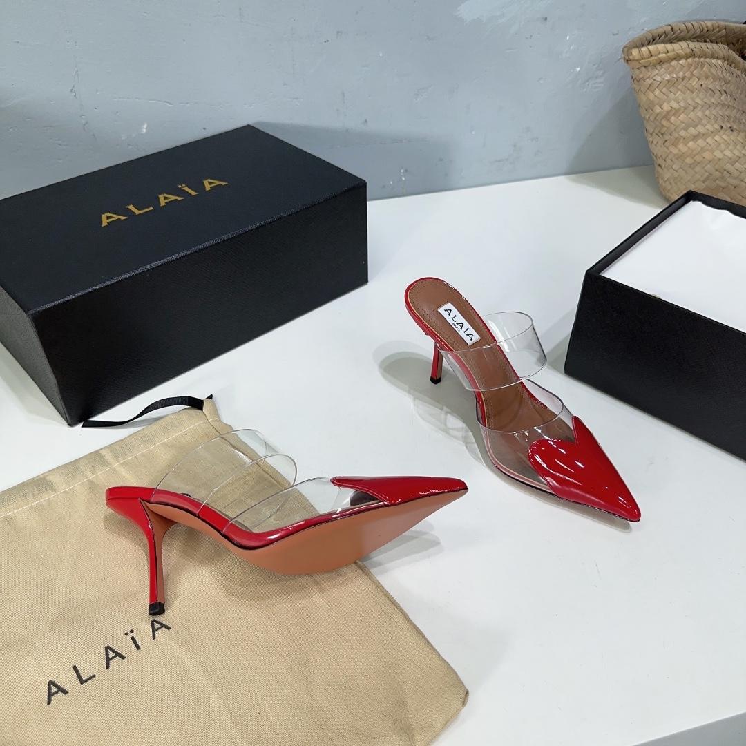 Alaïa Heart Mules in Red  - DesignerGu