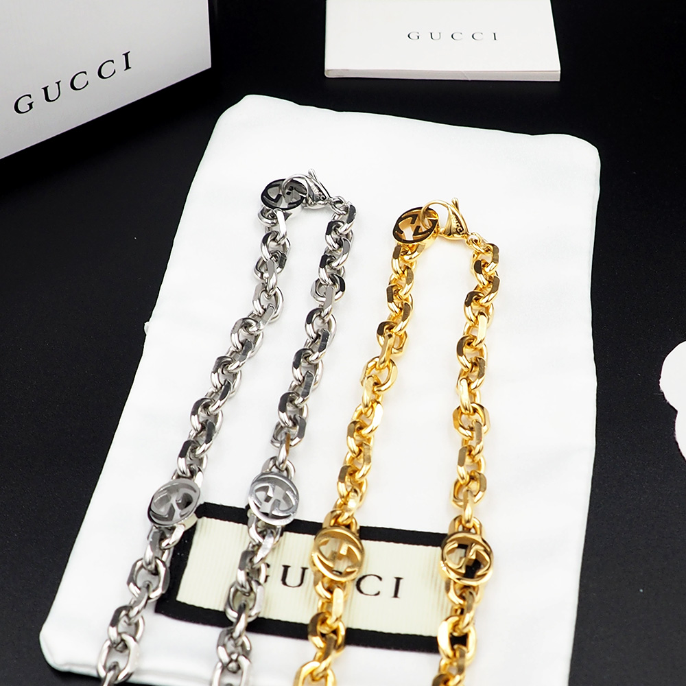 Gucci Interlocking Necklace - DesignerGu